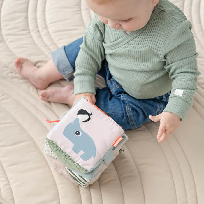 Juguete cubo sensorial desplegable Deer Friends varios colores