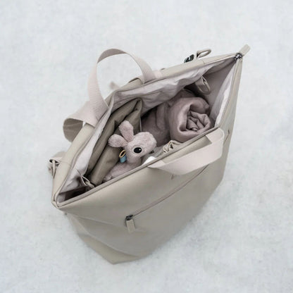 Mochila Maternal con mudador portátil arena
