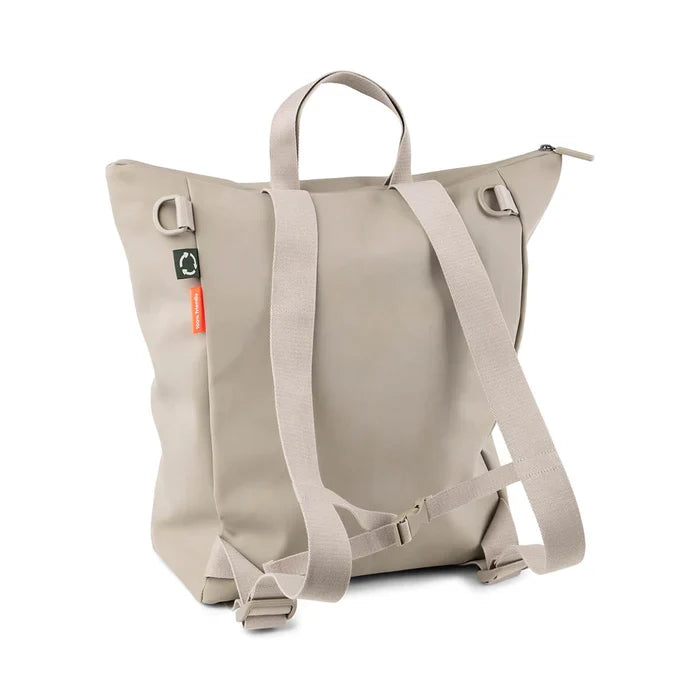 Mochila Maternal con mudador portátil arena