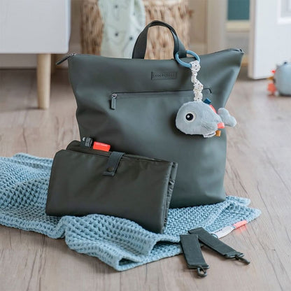 Mochila Maternal con mudador portátil verde