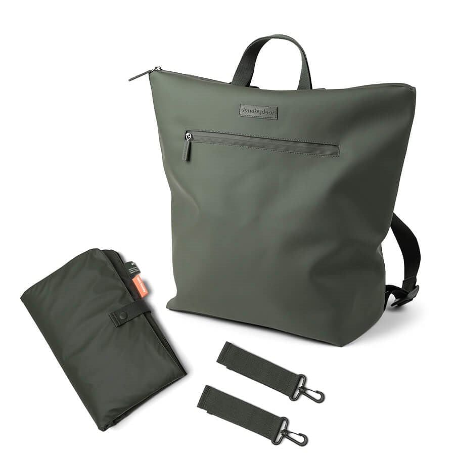 Mochila Maternal con mudador portátil verde