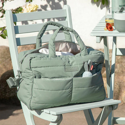 Bolso Maternal acolchado con mudador portatil verde