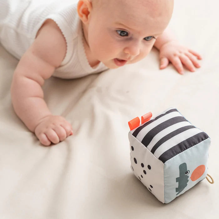 Juguete Cubo blando Happy Clouds, varios colores